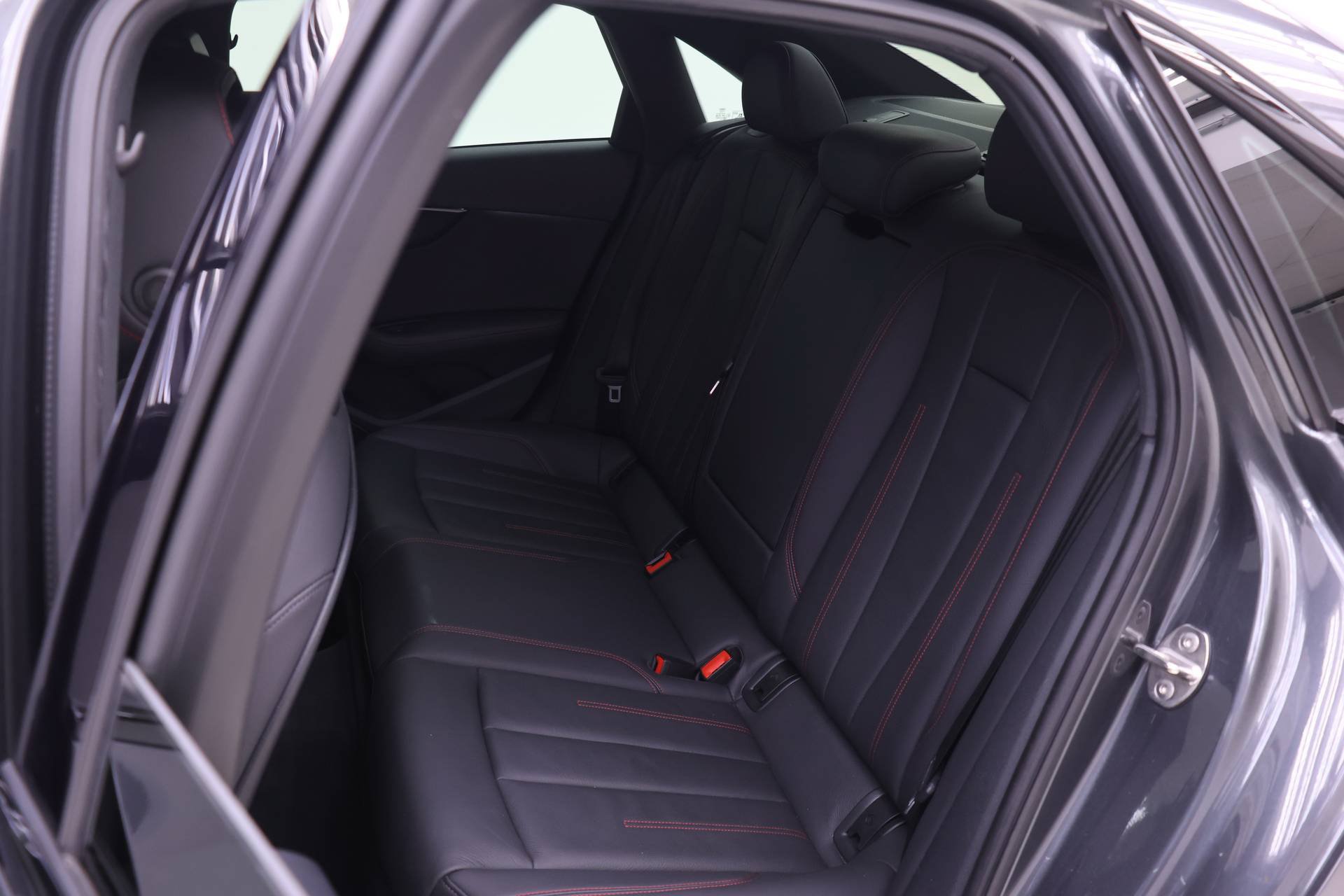 Used 2019 Audi A4 2.0T Premium Plus w/ Premium Plus Package AWD/4WD image 14
