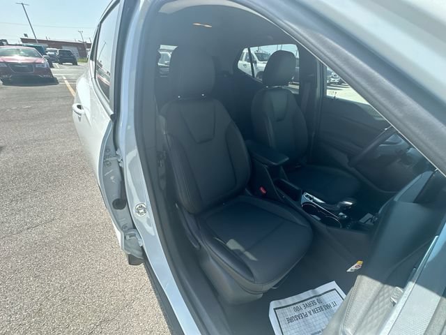 Used 2024 Buick Encore GX Preferred AWD/4WD image 25