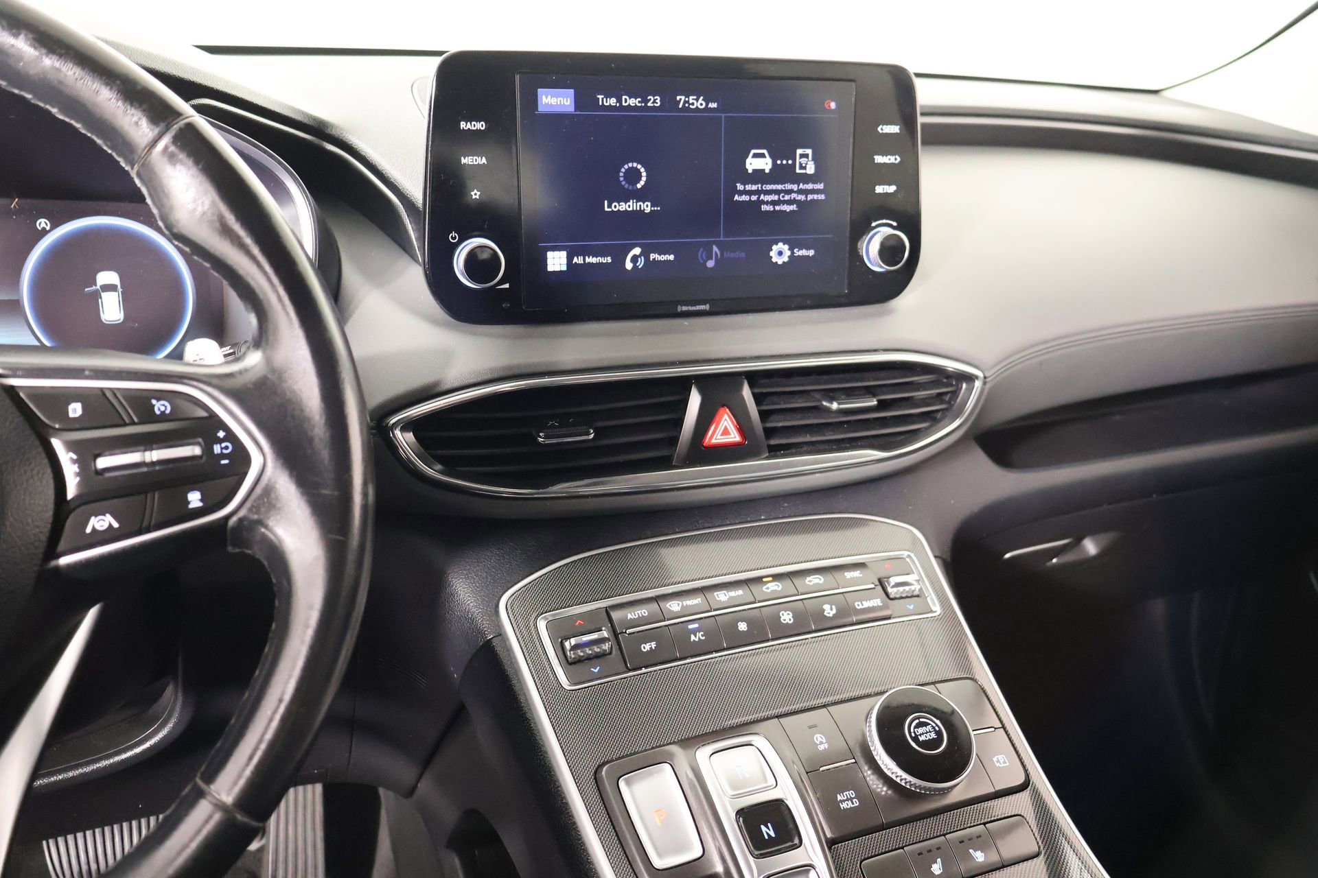 Used 2021 Hyundai Santa Fe SEL w/ Convenience Package image 5