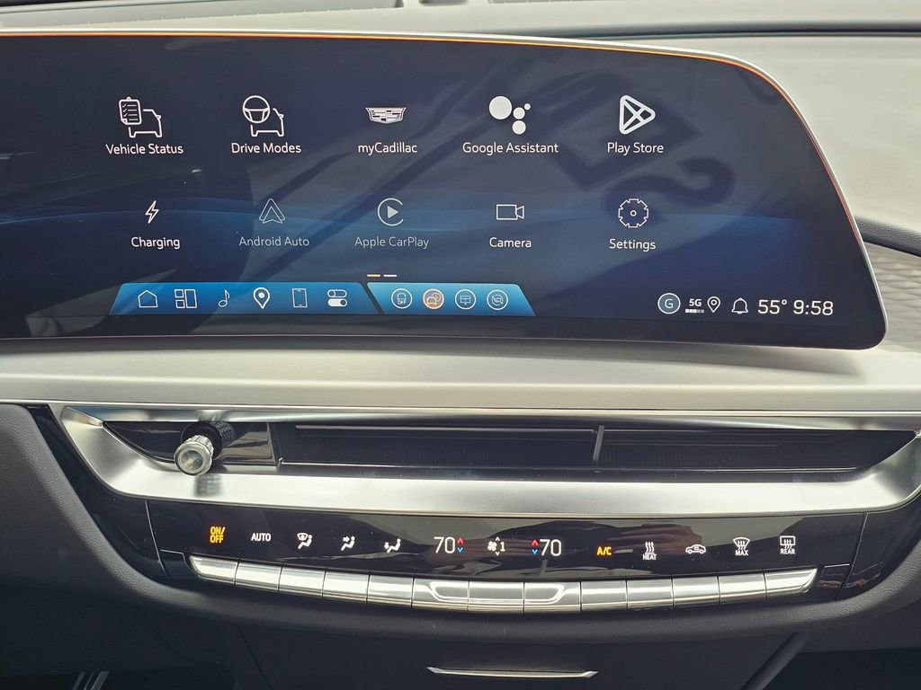 New 2026 Cadillac Lyriq Sport AWD/4WD image 28