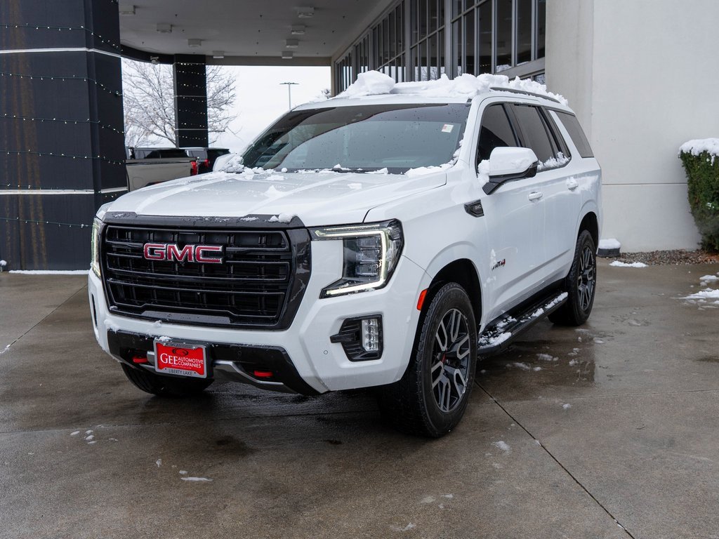 Used 2022 GMC Yukon AT4 w/ Technology Package image 3