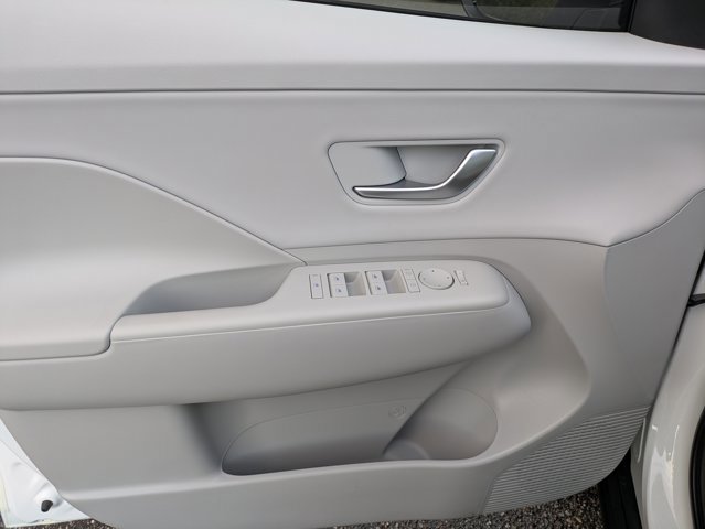 New 2026 Hyundai Kona SEL Premium image 16