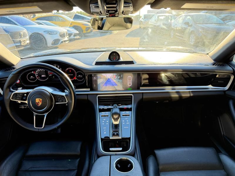 Used 2018 Porsche Panamera 4 AWD/4WD image 20