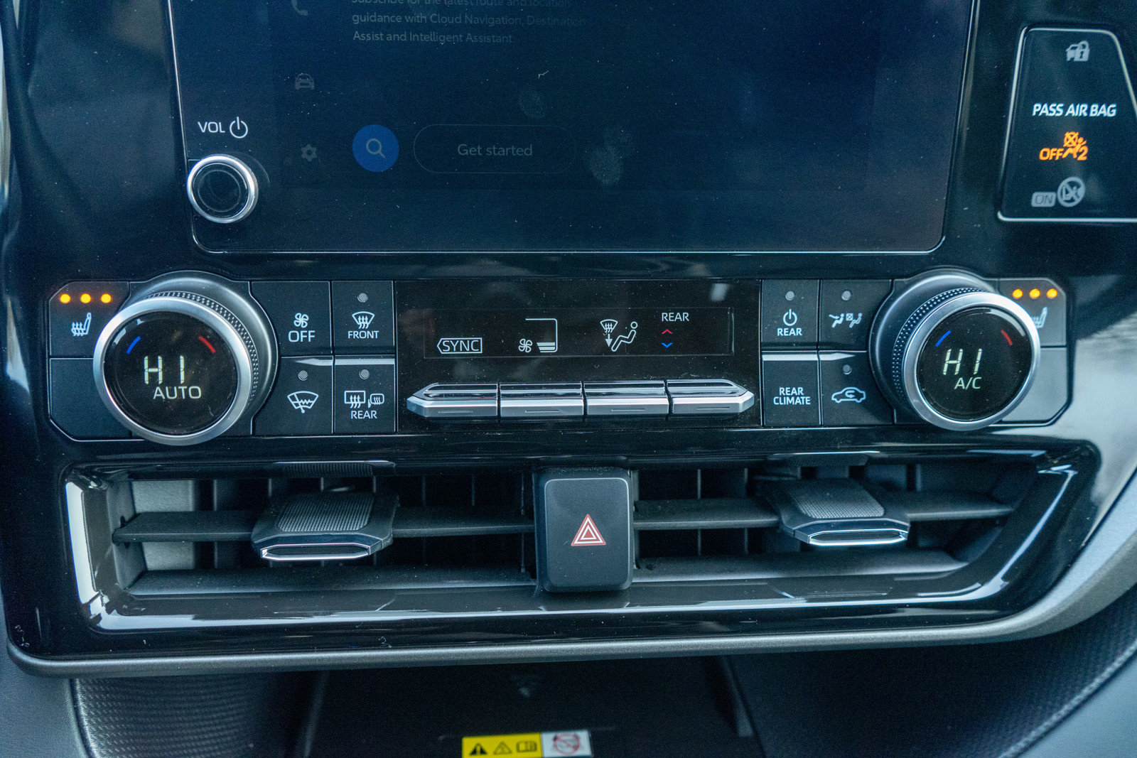 Used 2025 Toyota Highlander XLE image 20