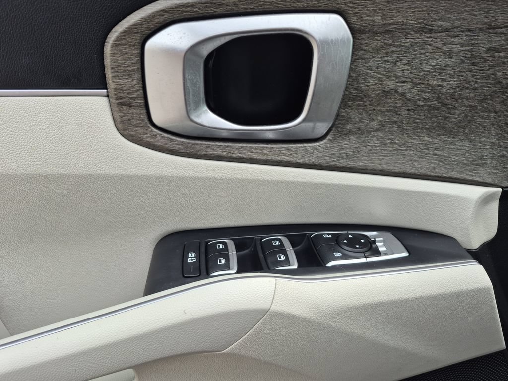 Certified 2023 Kia Sorento S AWD/4WD image 8