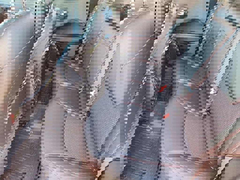 Used 2019 Jeep Compass Trailhawk w/ Cold Weather Group image 13