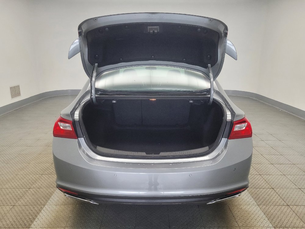 Used 2025 Chevrolet Malibu RS image 29