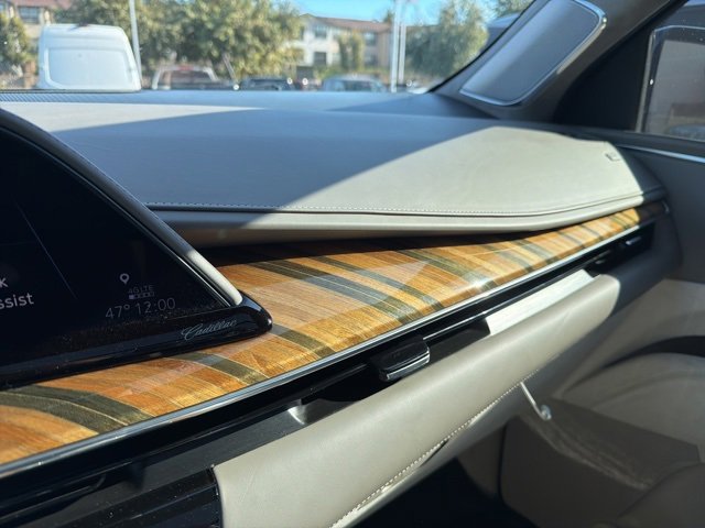 Used 2021 Cadillac Escalade Sport Platinum image 18