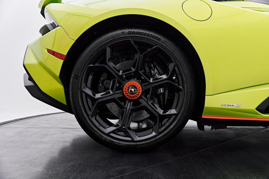 Used 2023 Lamborghini Huracan Tecnica RWD image 37