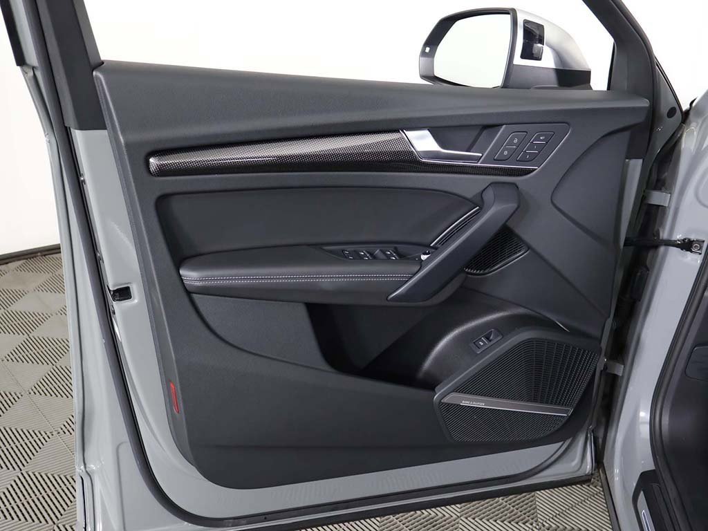 Used 2022 Audi SQ5 Premium Plus w/ Premium Plus Package image 25