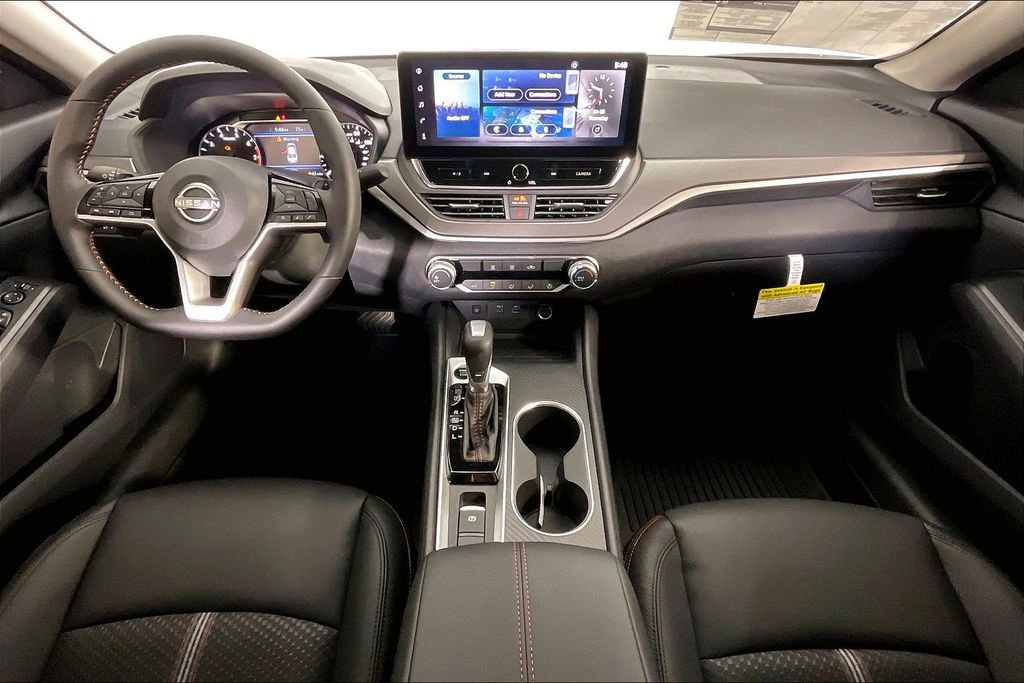 New 2026 Nissan Altima 2.5 SR AWD/4WD image 2