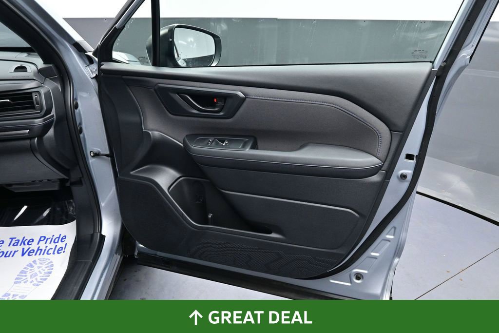 Used 2025 Subaru Forester Premium AWD/4WD image 20