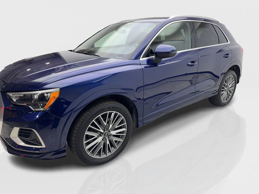 Used 2022 Audi Q3 2.0T Premium w/ Convenience Package AWD/4WD image 11