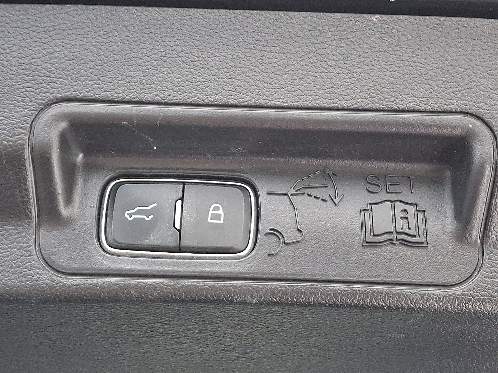 Certified 2022 Ford Explorer Timberline image 30