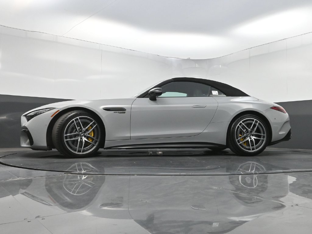Used 2022 Mercedes-Benz SL 63 AMG 4MATIC image 26