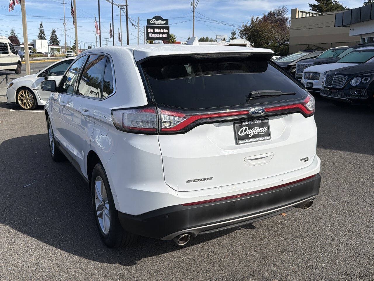 Used 2018 Ford Edge SEL AWD/4WD image 2