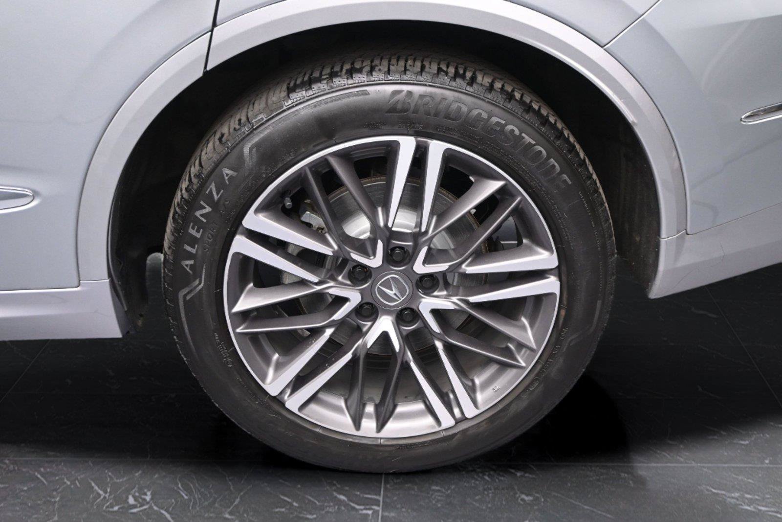 Certified 2025 Acura MDX w/ Advance Package AWD/4WD image 13