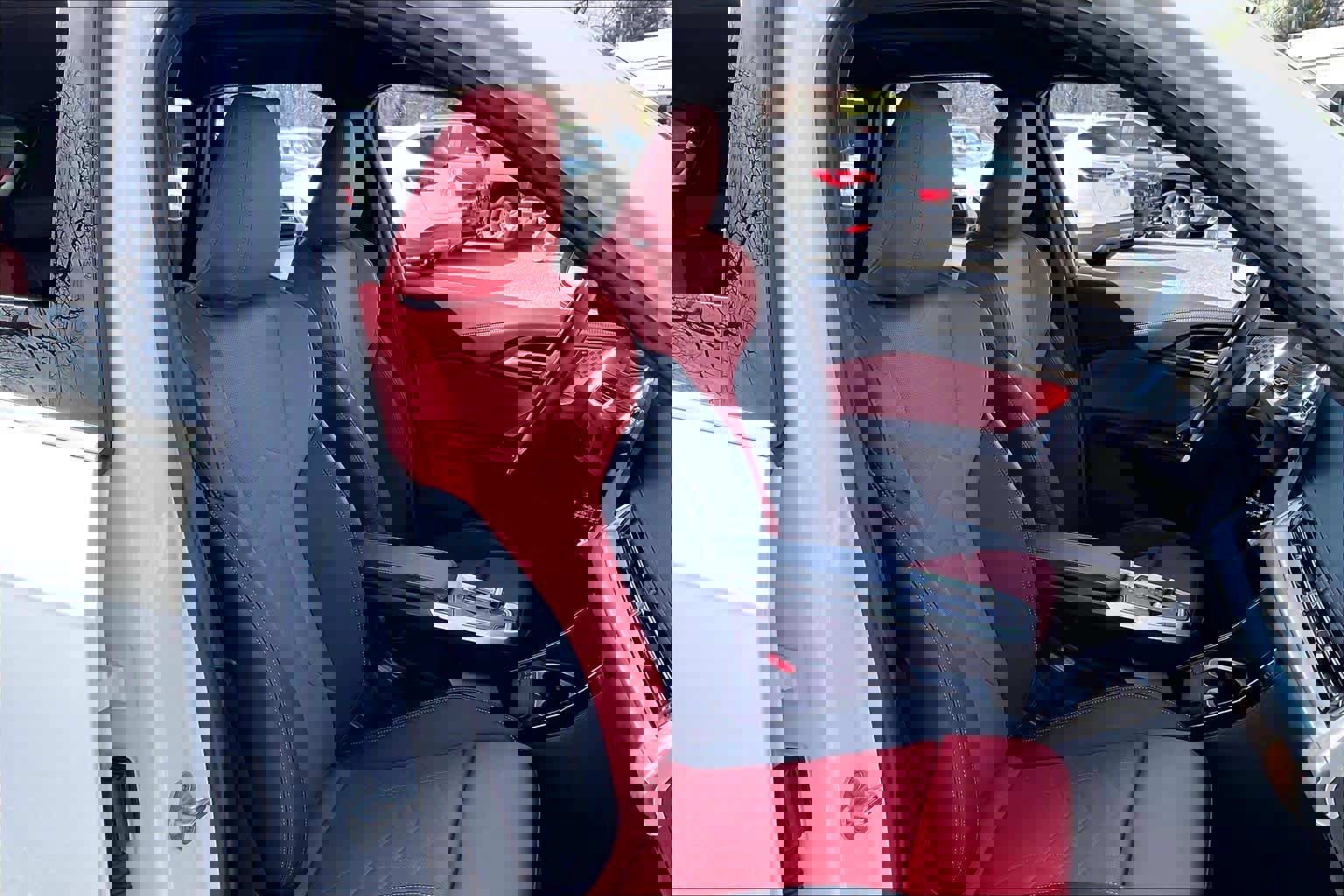 Used 2024 BMW X1 xDrive28i w/ Premium Package image 8