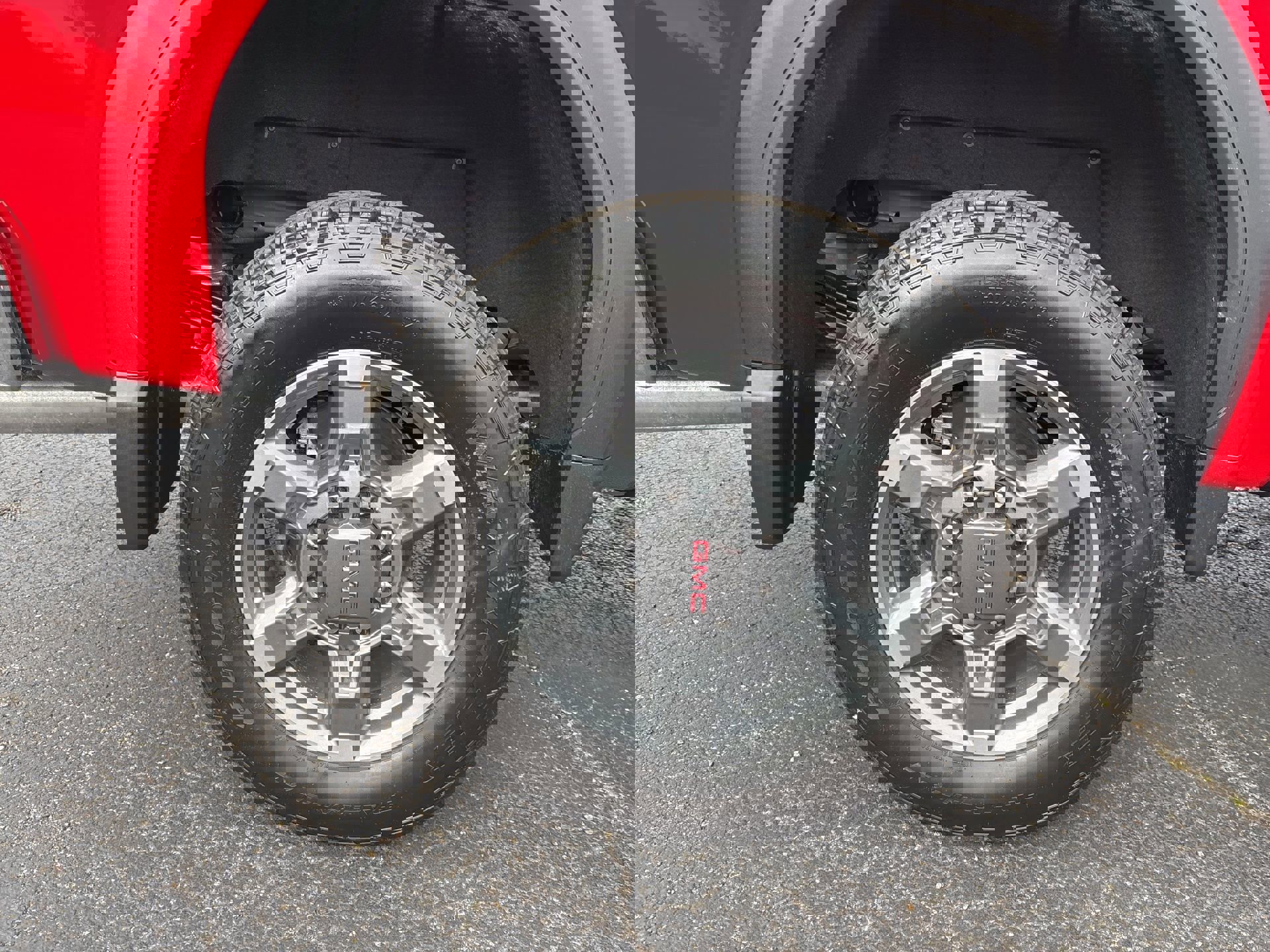 New 2026 GMC Sierra 2500 SLE image 7