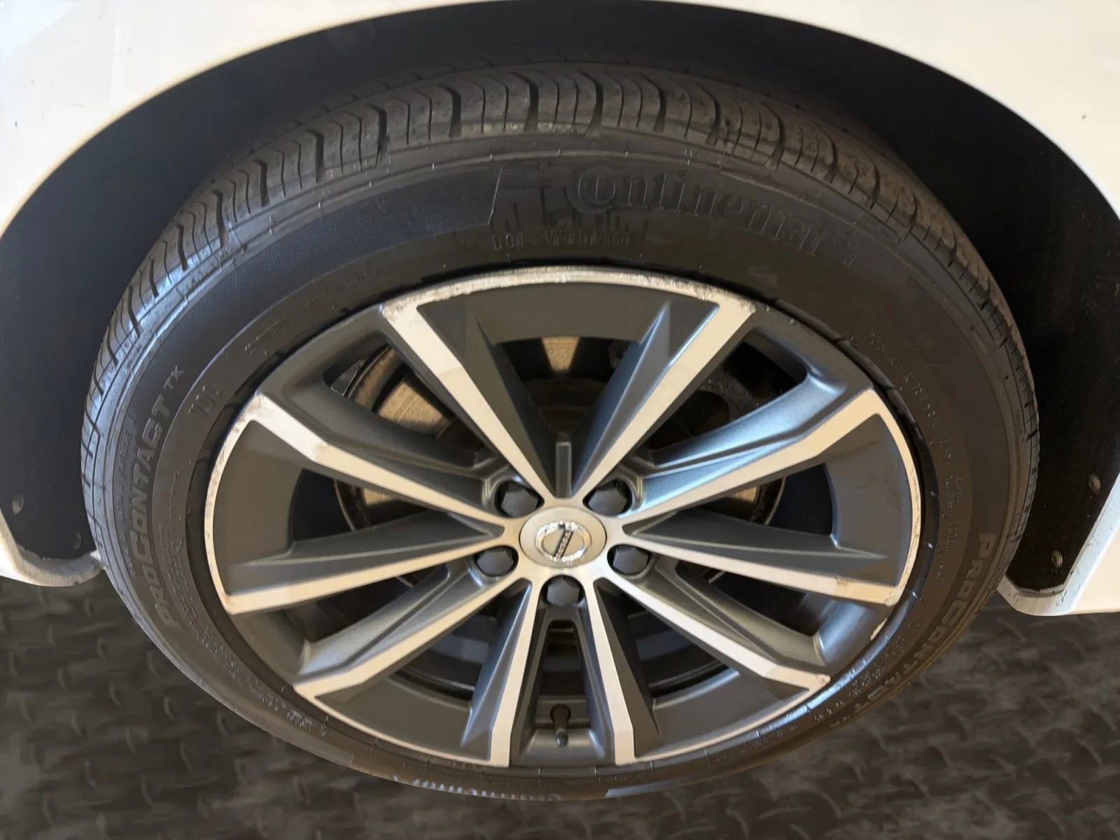 Used 2021 Volvo S60 T6 Momentum image 38