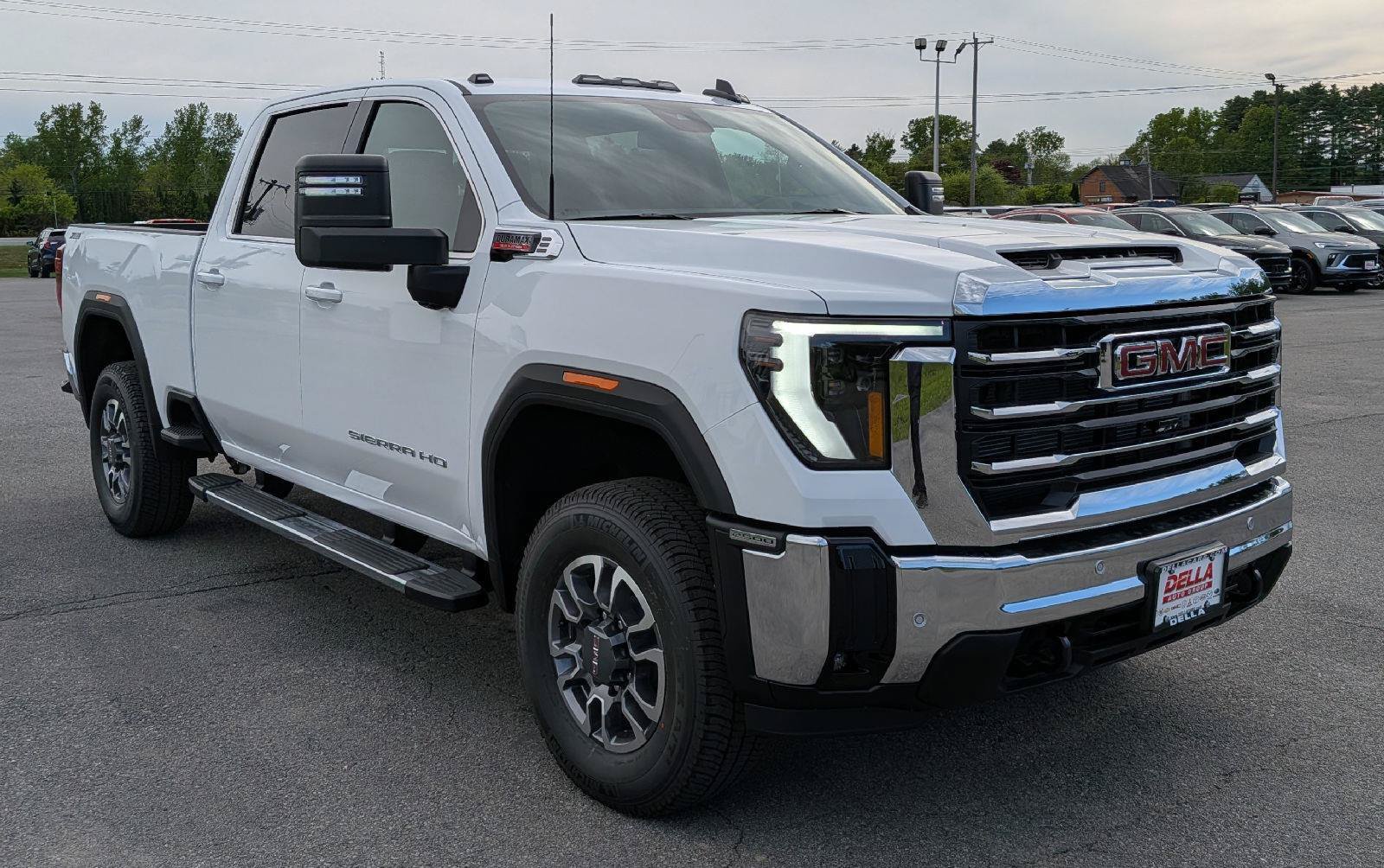 New 2026 GMC Sierra 2500 SLE w/ SLE Value Package; AWD/4WD image 3