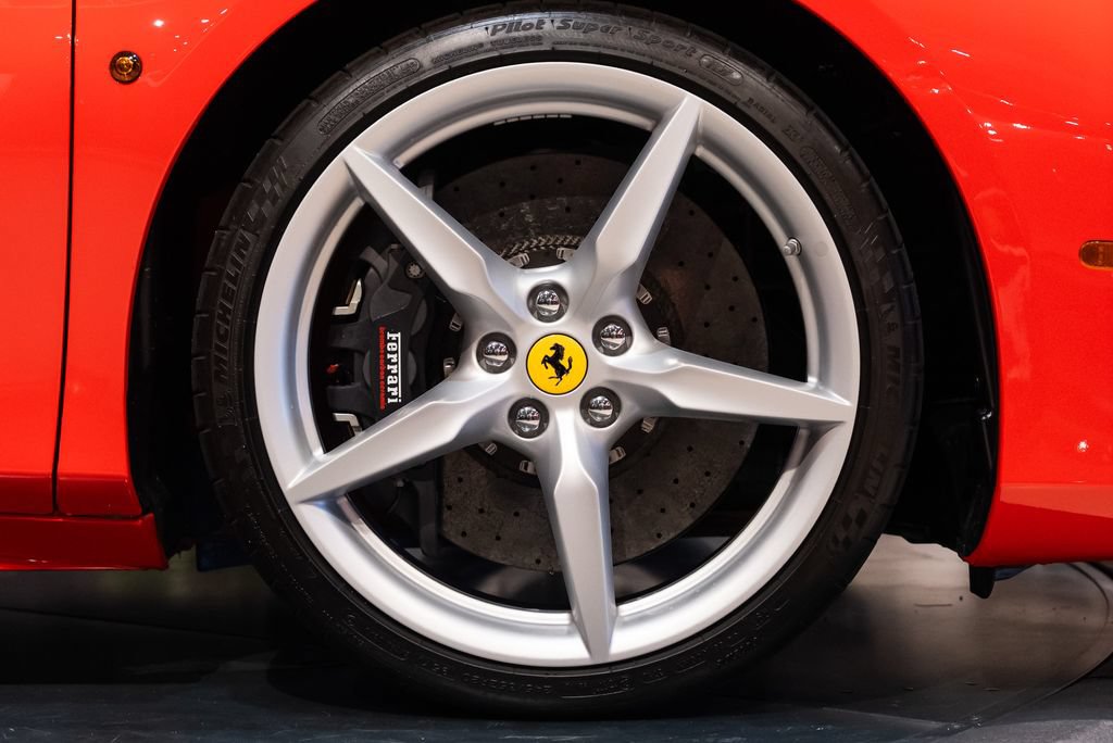 Certified 2019 Ferrari 488 Spider RWD image 14