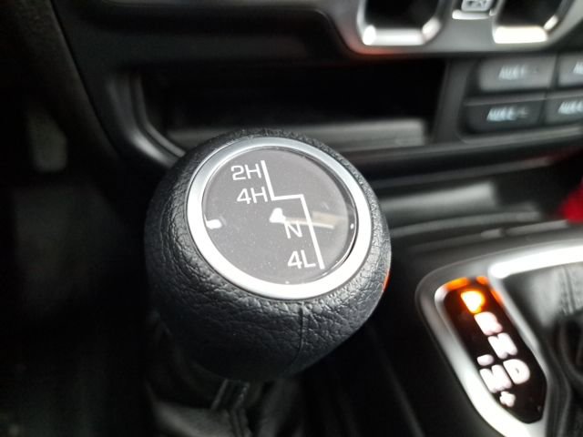 New 2026 Jeep Gladiator Sport AWD/4WD image 19