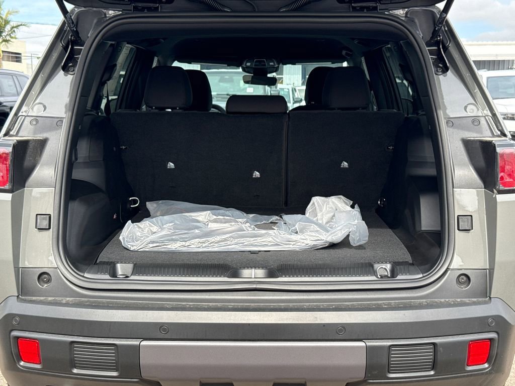 New 2026 Jeep Cherokee Laredo AWD/4WD image 11