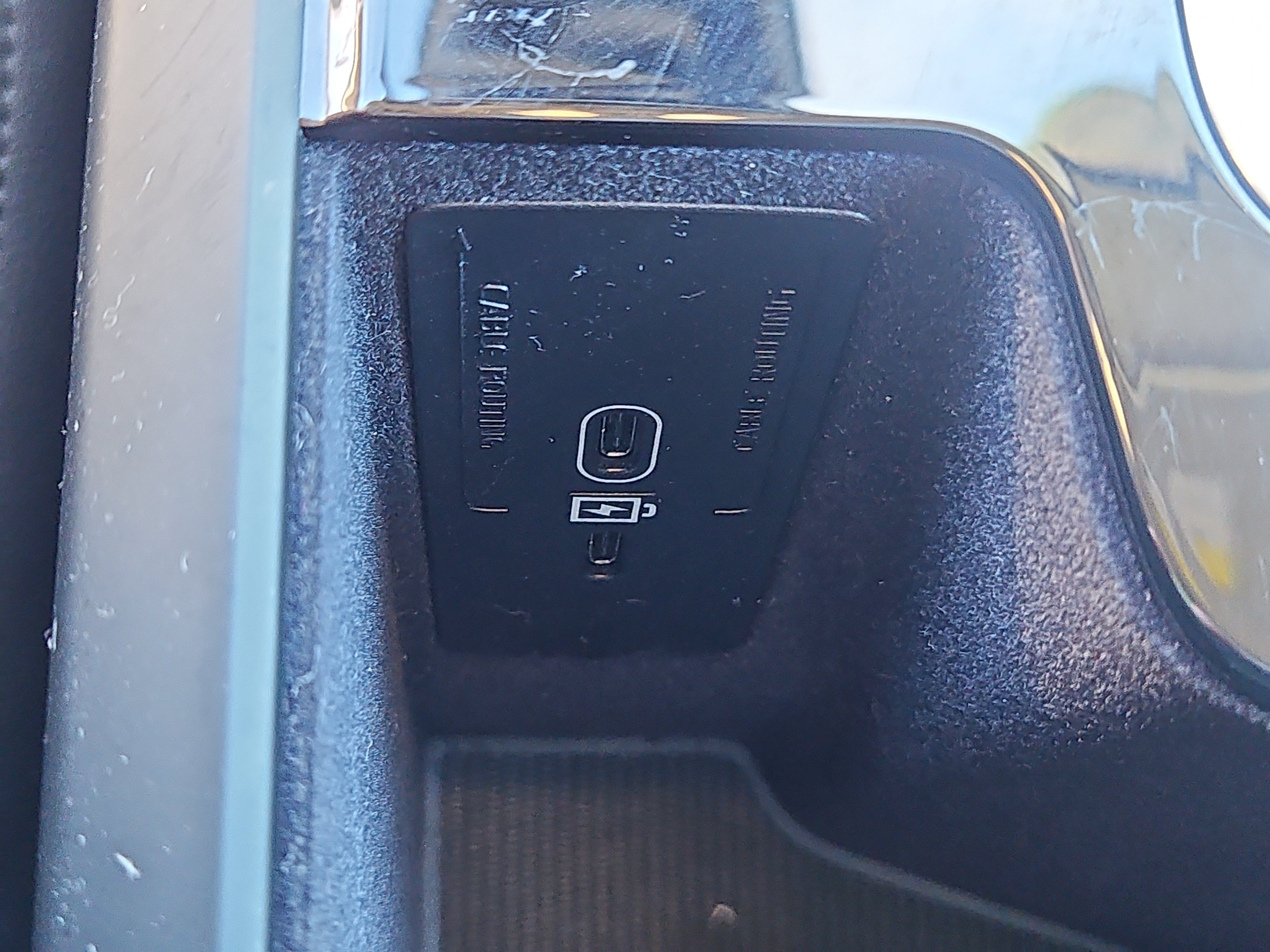 Used 2024 Volvo XC90 B5 Core w/ Climate Package AWD/4WD image 11