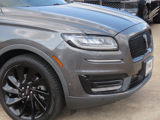 Used 2020 Lincoln Nautilus Reserve w/ Equipment Group 201A FWD image 5