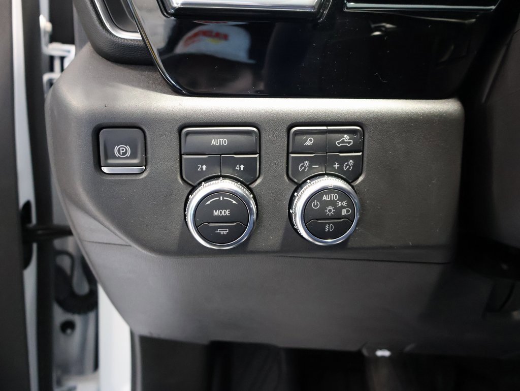 Used 2024 GMC Sierra 1500 Elevation w/ Elevation Premium Package image 14