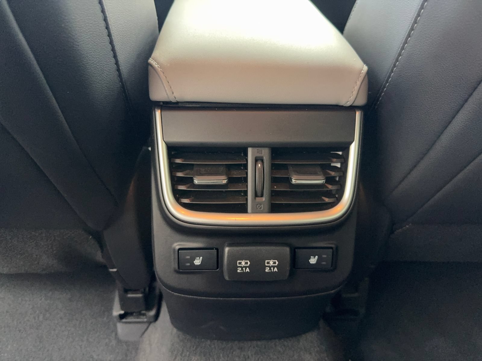 Used 2022 Subaru Outback Limited AWD/4WD image 37