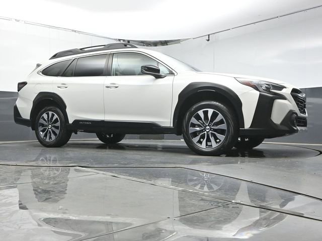 Used 2023 Subaru Outback Limited XT image 34