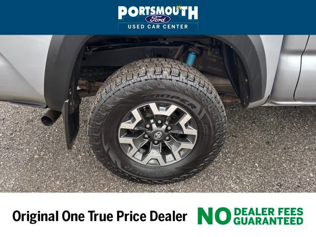 Used 2019 Toyota Tacoma TRD Off-Road w/ Technology Package image 24
