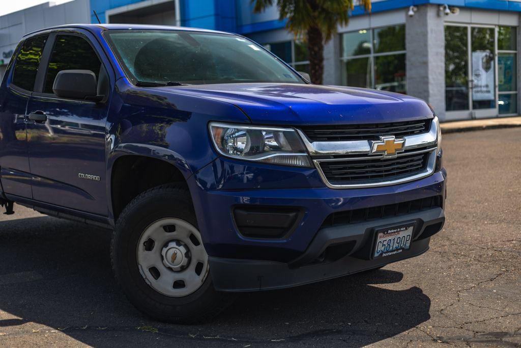 Used 2017 Chevrolet Colorado W/T AWD/4WD image 3