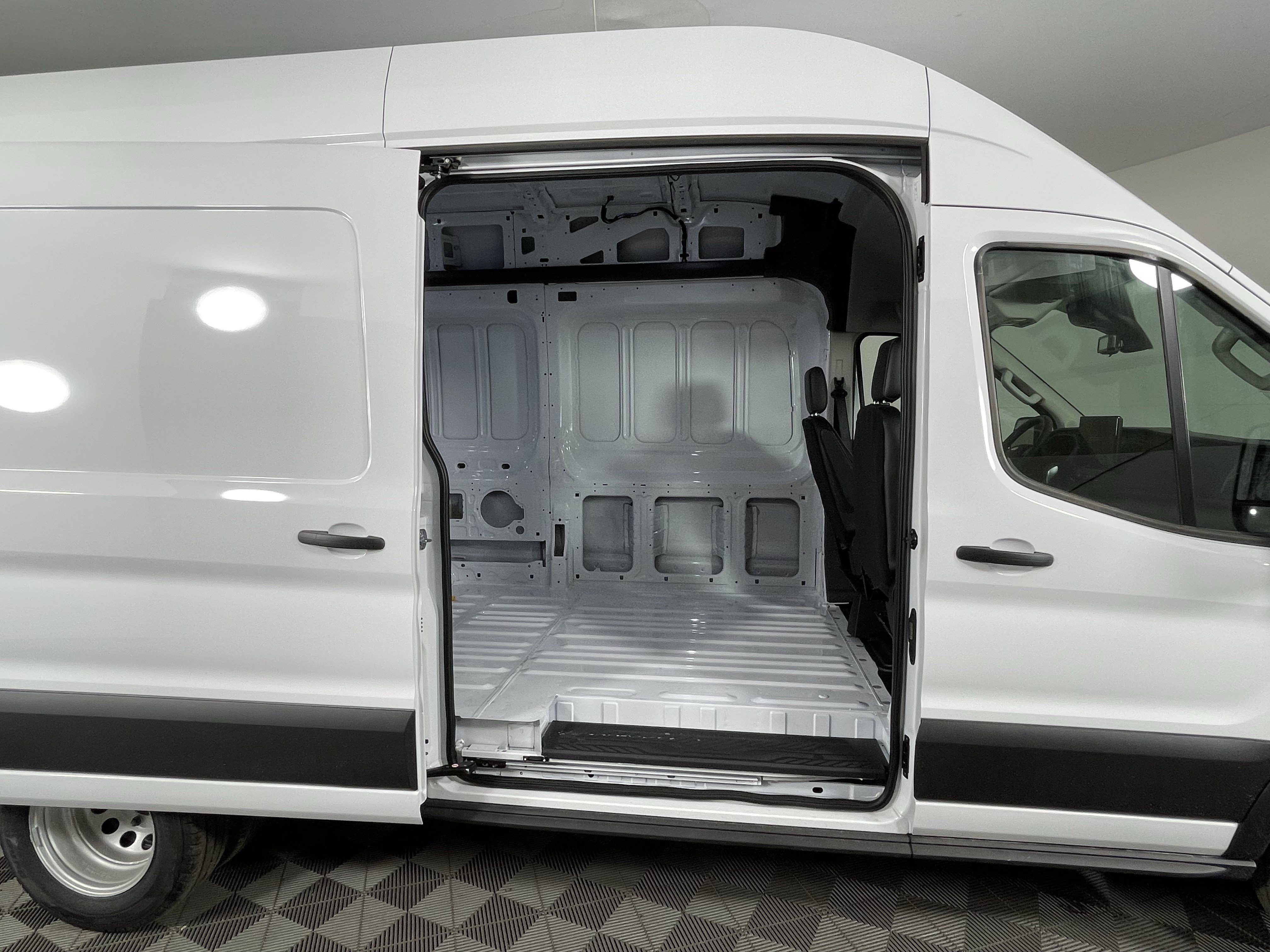 New 2026 Ford Transit 350 148 High Roof Extended DRW AWD/4WD image 7