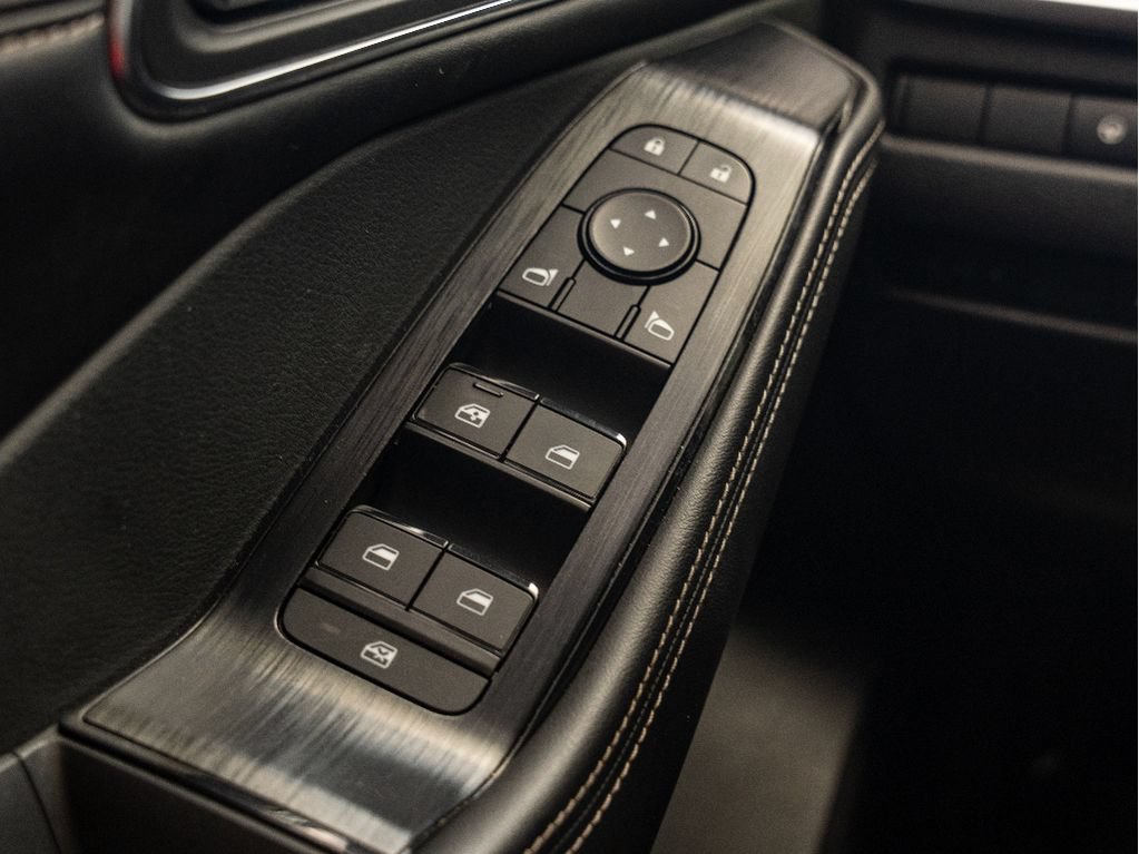 Used 2021 Nissan Rogue SV w/ Premium Package FWD image 29
