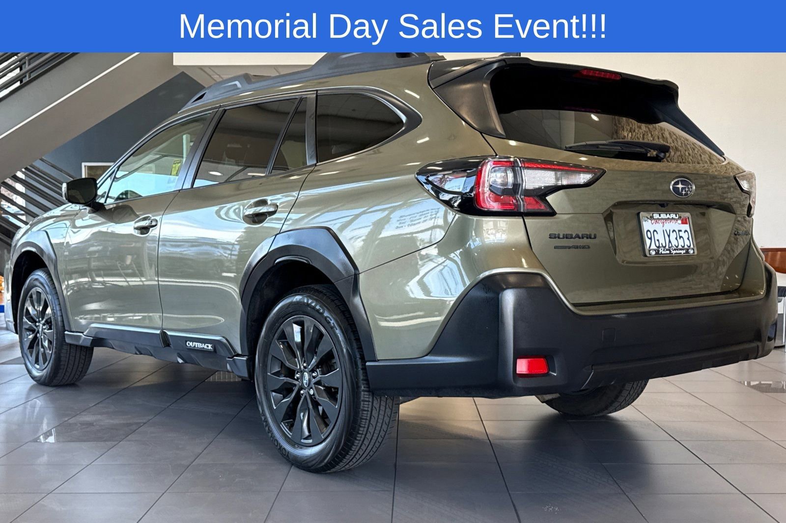 Used 2023 Subaru Outback Onyx Edition AWD/4WD image 3