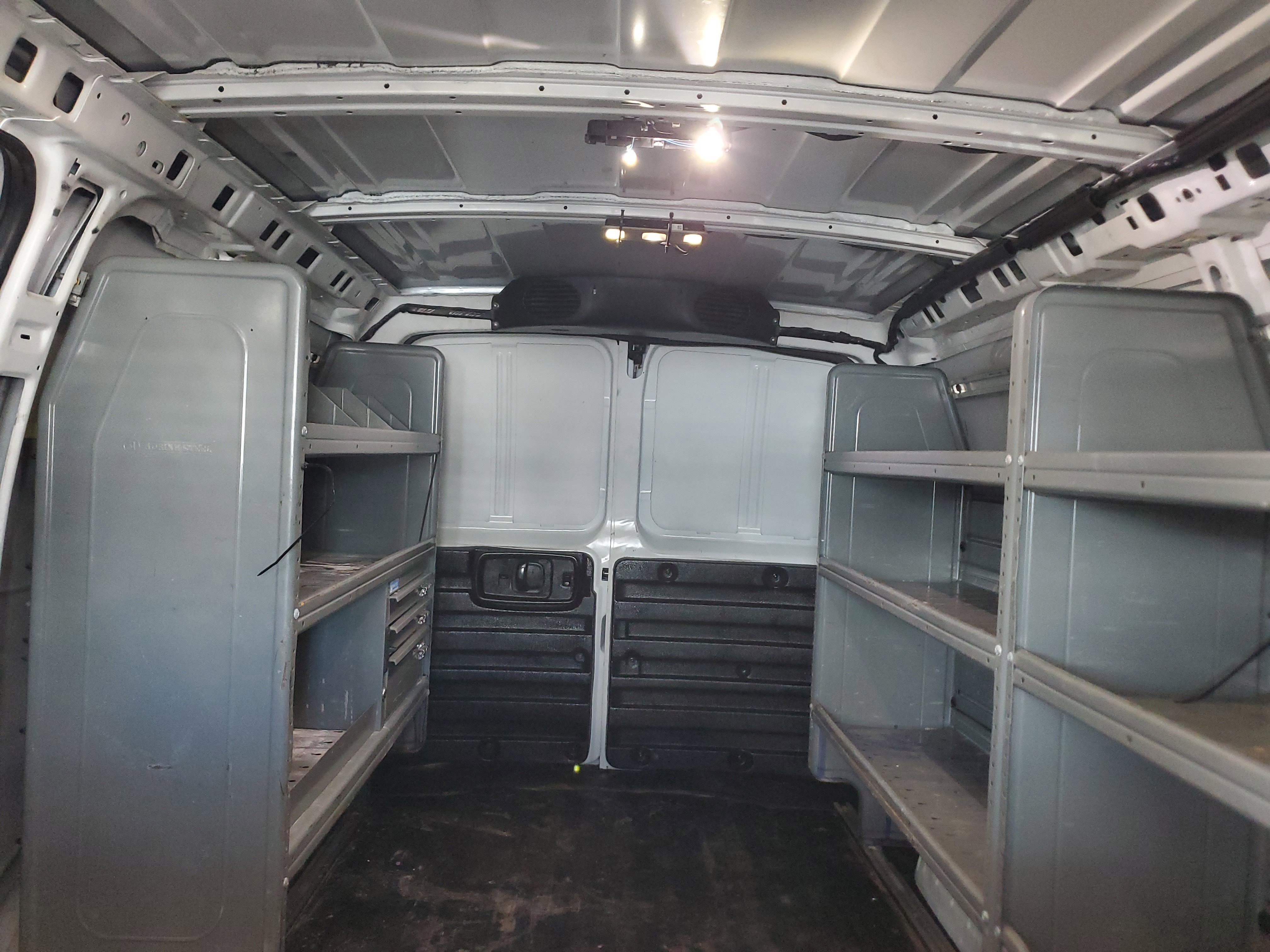 Used 2020 Chevrolet Express 2500 w/ Communications Package image 13