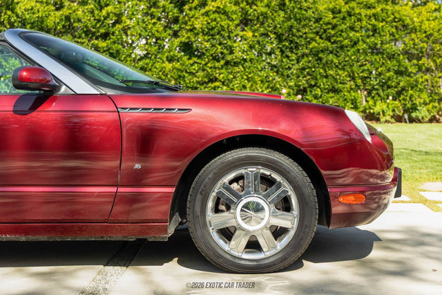 Used 2004 Ford Thunderbird Deluxe image 11
