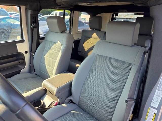 Used 2008 Jeep Wrangler Unlimited Sahara AWD/4WD image 36