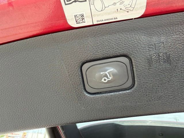 Used 2018 Ford Edge SEL w/ Equipment Group 201A FWD image 23