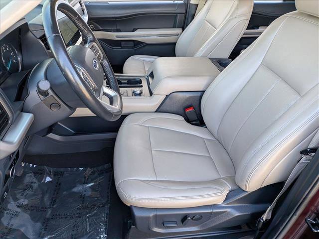 Used 2024 Ford Expedition XLT AWD/4WD image 16