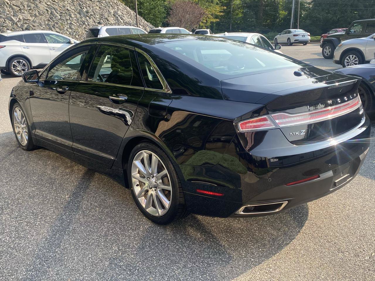 Used 2016 Lincoln MKZ AWD w/ Equipment Group 300A Reserve image 3