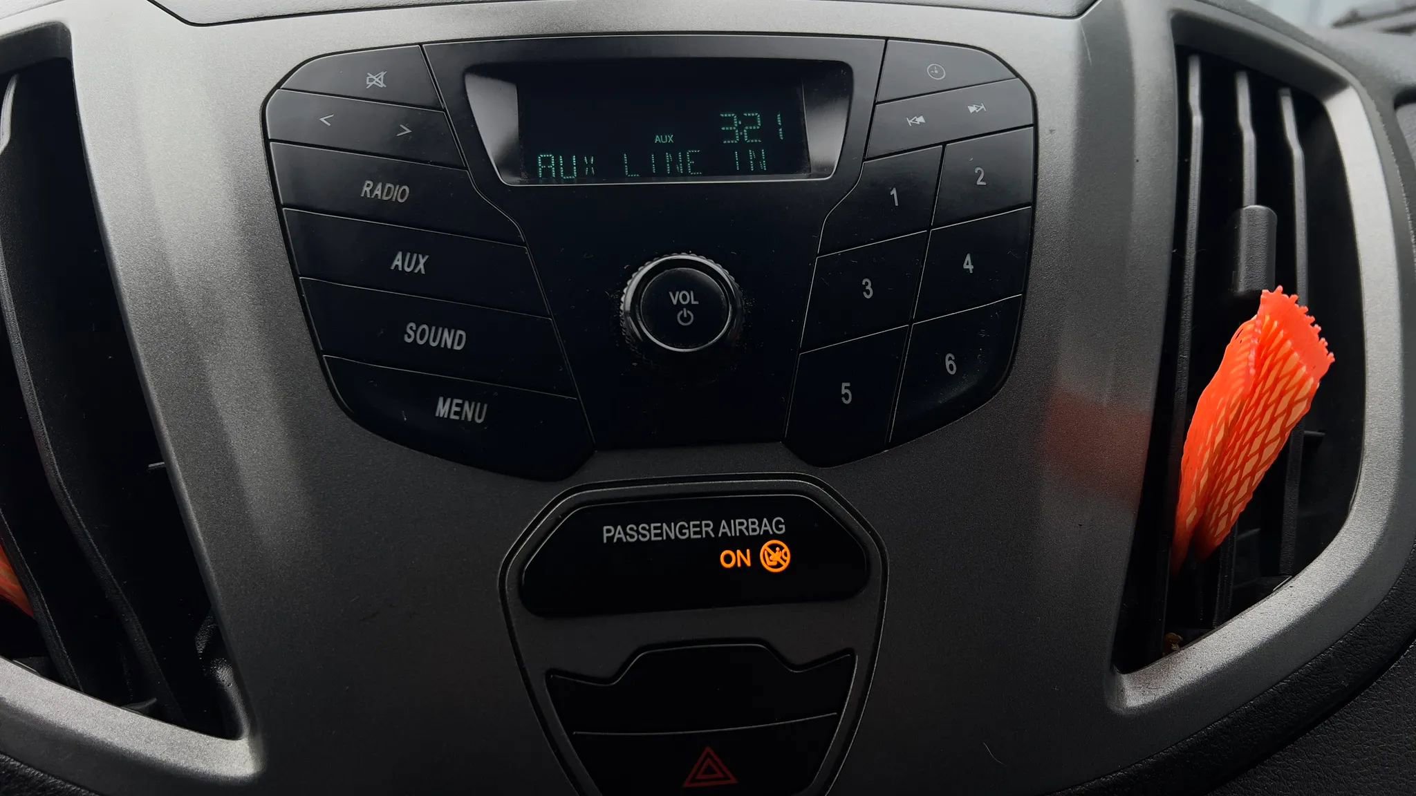 Used 2018 Ford Transit 350 148 High Roof image 21