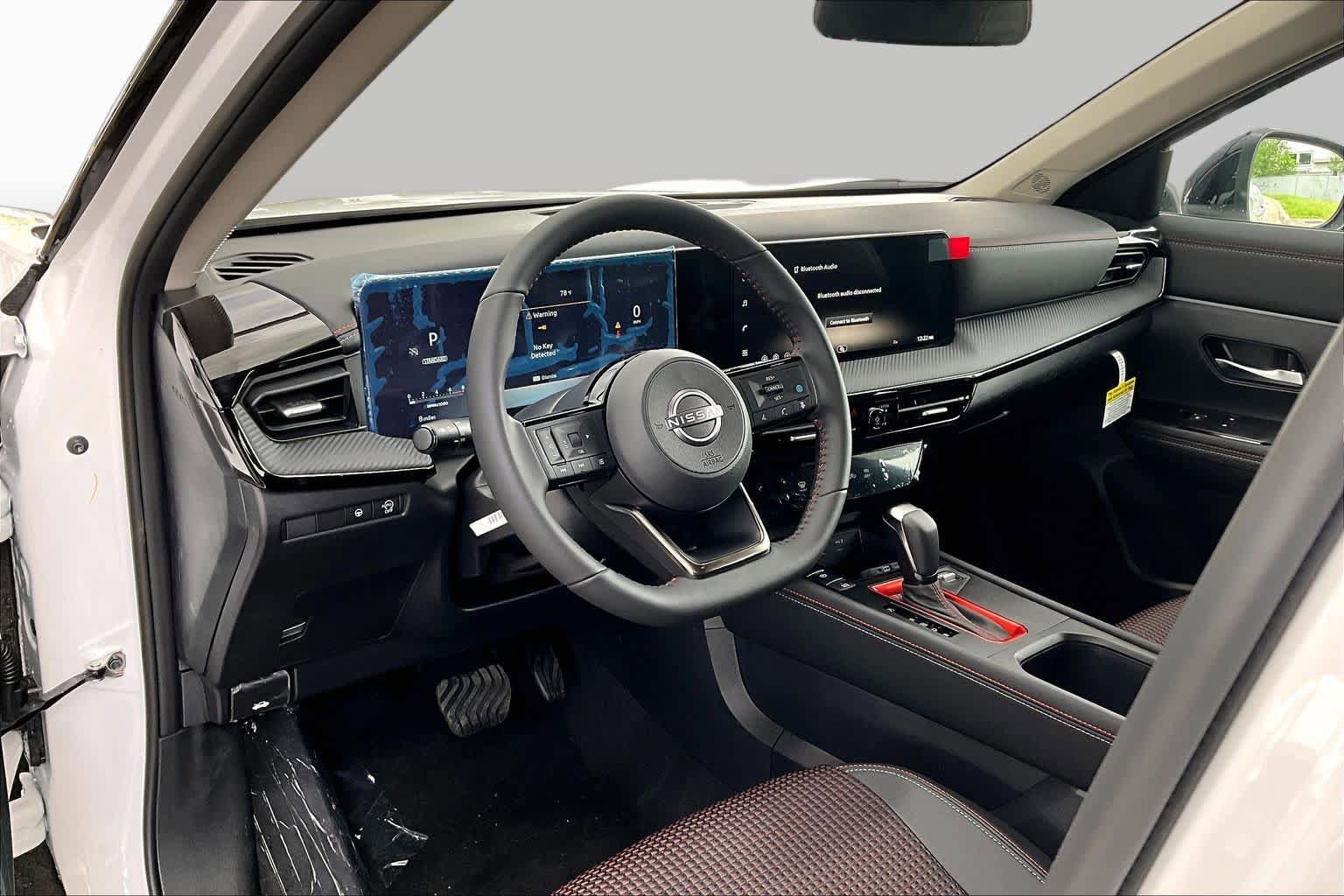 New 2026 Nissan Kicks SR FWD image 10