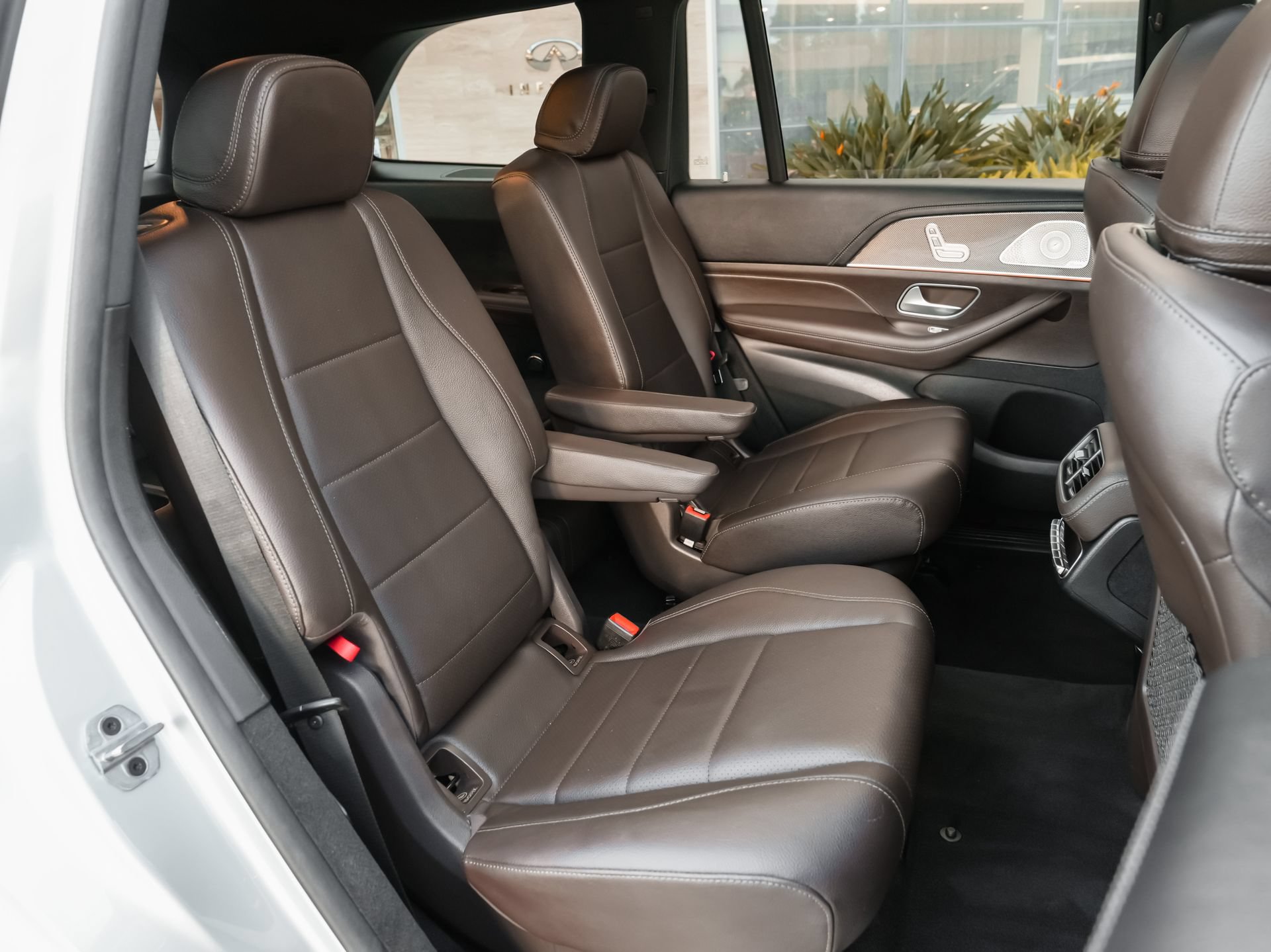 Used 2023 Mercedes-Benz GLS 450 4MATIC image 39