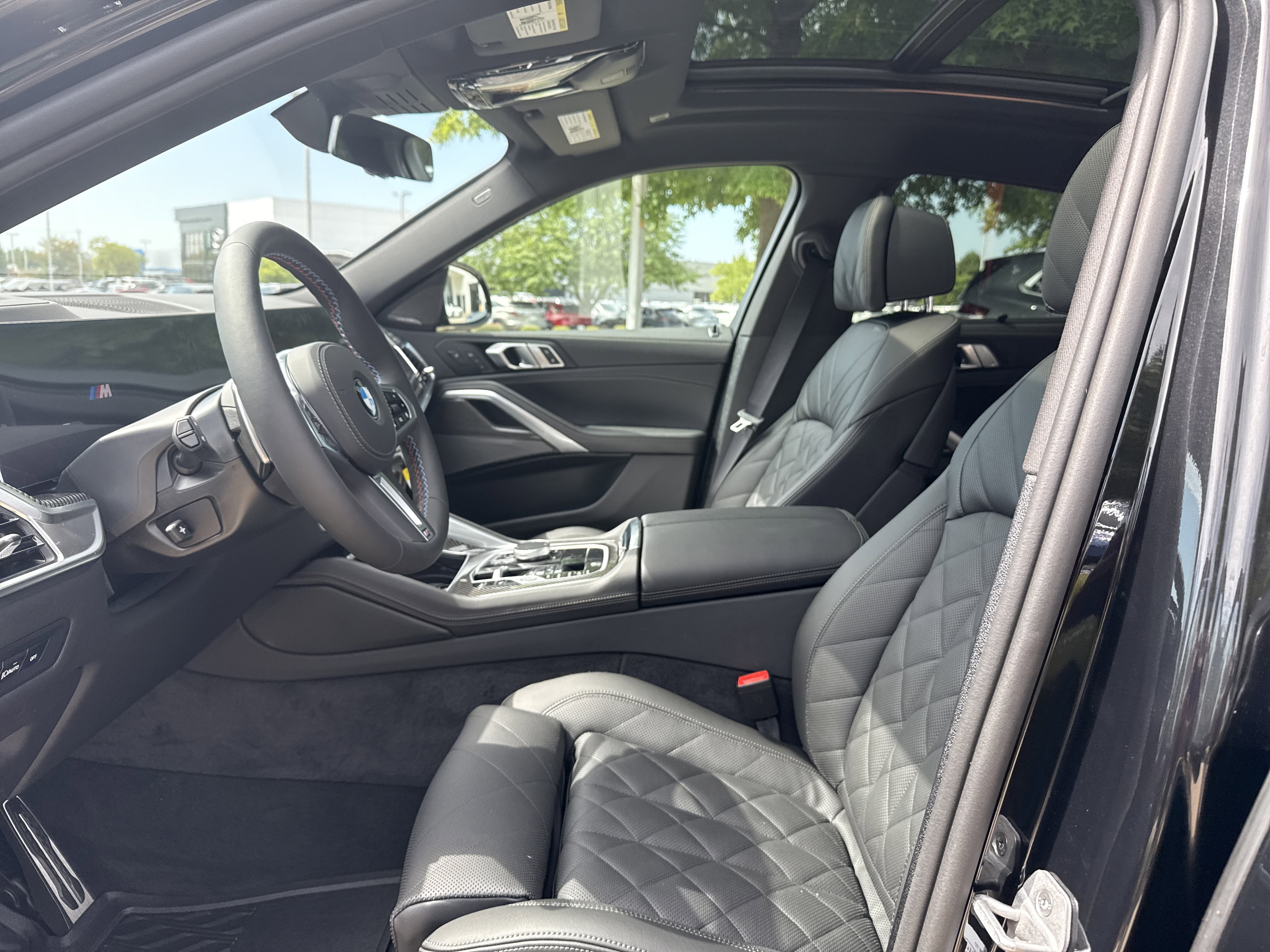 New 2026 BMW X6 M60i image 10