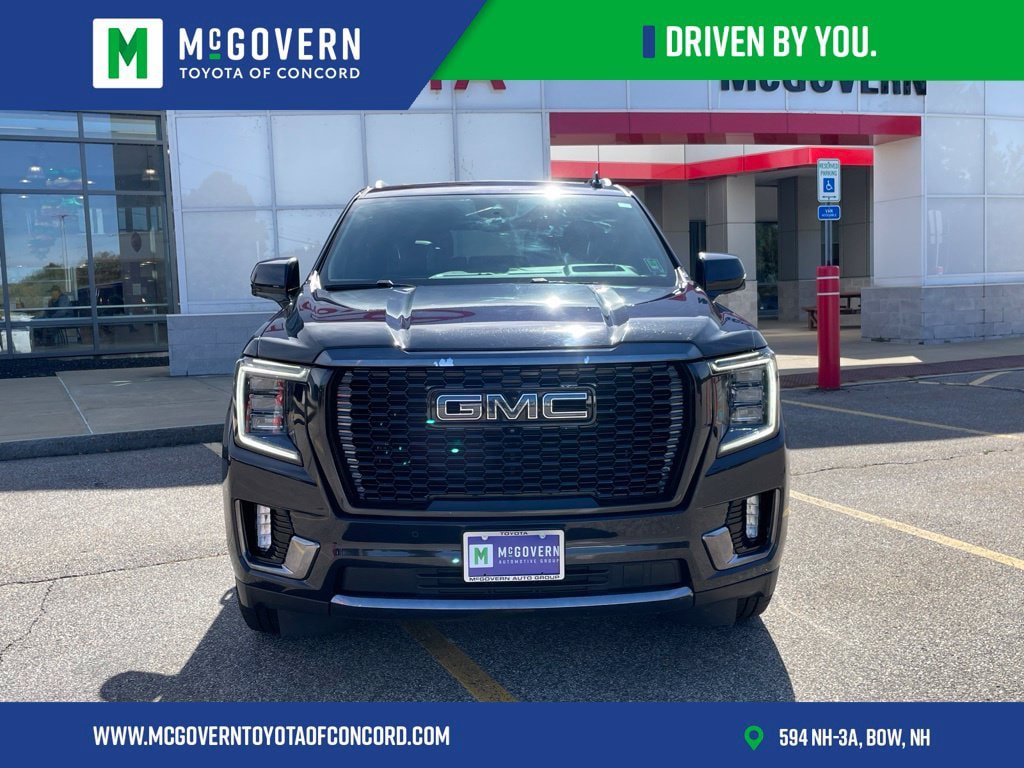 Used 2023 GMC Yukon XL Denali Ultimate AWD/4WD image 8