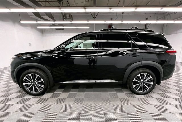 New 2026 Nissan Pathfinder Platinum w/ Lighting Package AWD/4WD image 19